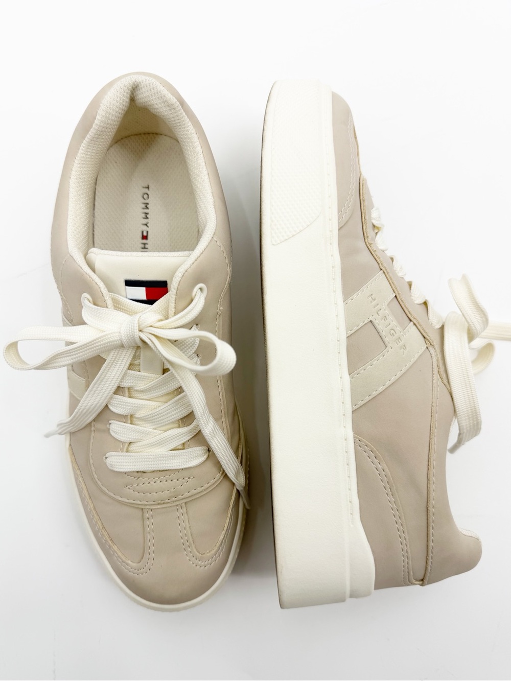 Tommy Hilfiger Beige Celmi Platform Lace-Up Sneakers Women’s Size 7